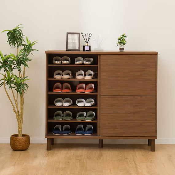 SHOESBOX HKD 120 MBR