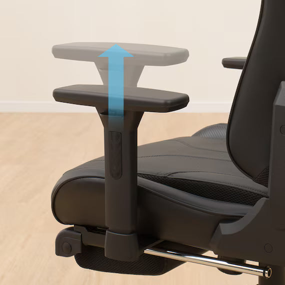 FINALFANTASY7 COLLABOCHAIR CLOUD