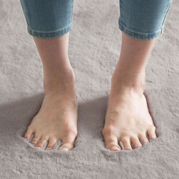 USAGI RUG 3 140X200 LGY US02