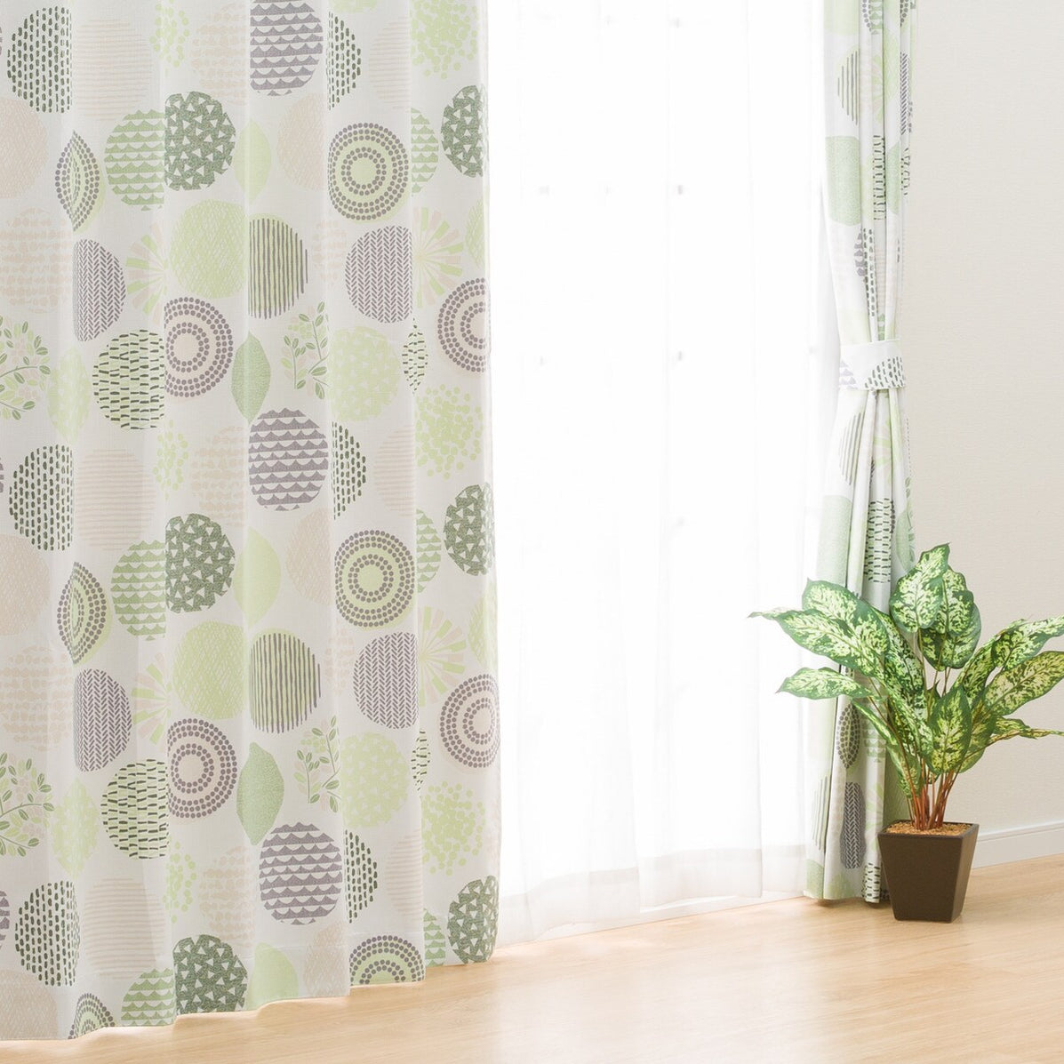Blackout Curtains (Circle 100x178x2)