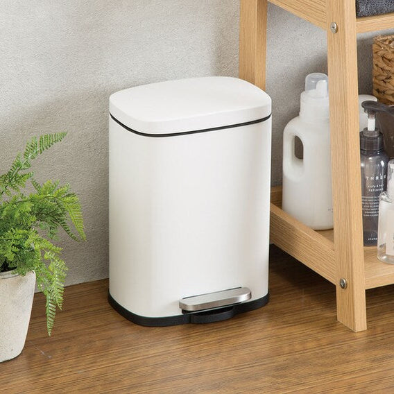TRASH BINS & DUST BOXES