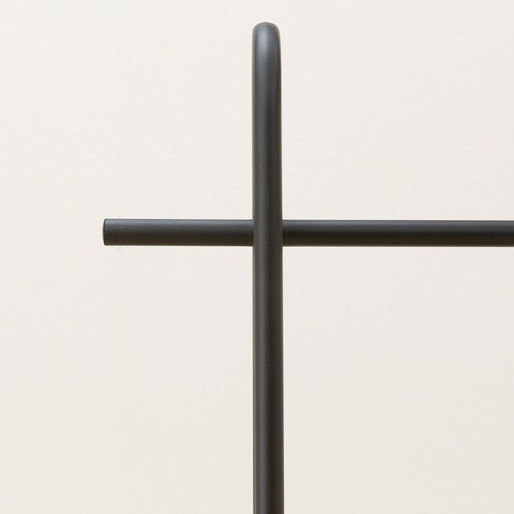 A-SHAPED HANGER RACK SWIN BK