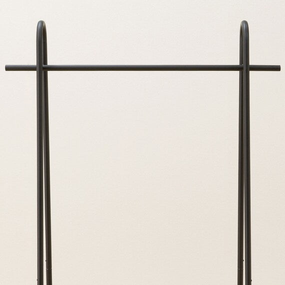 A-SHAPED HANGER RACK SWIN BK