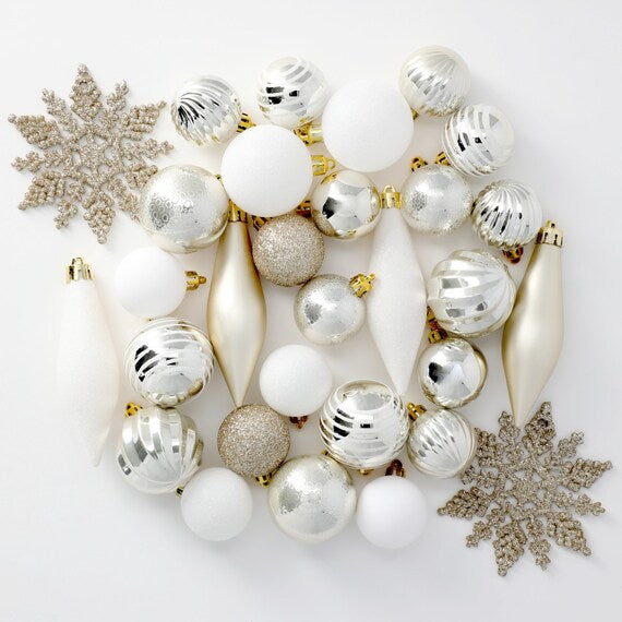 CHRISTMAS ORNAMENTS 30P WHITE & GOLD MIX N2ST
