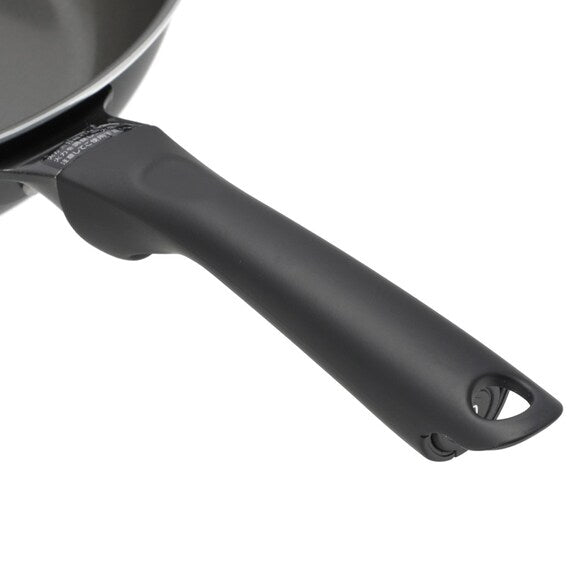 IH EXTRA SMOOTH COATED FRY PAN 26 SC